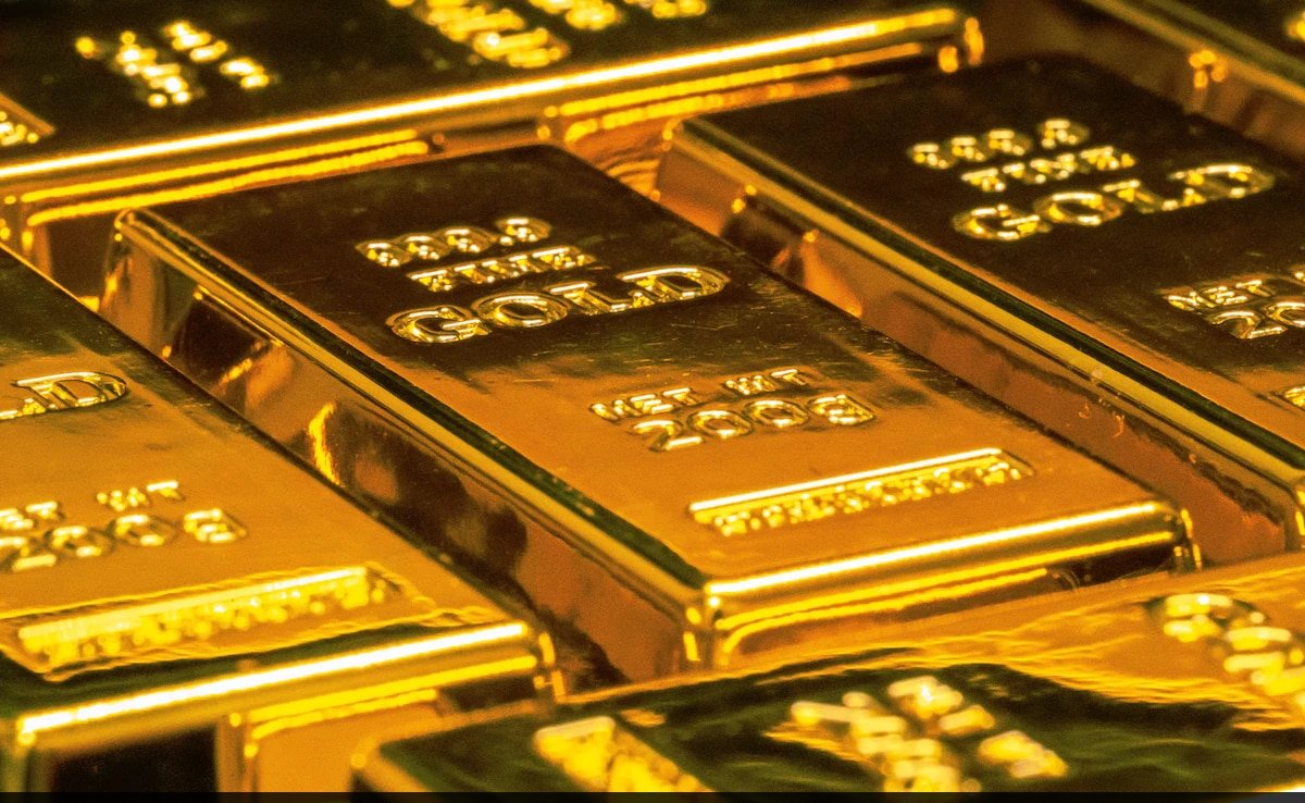China Boy, 4, Gifts Gold Bars As ''Engagement Gift'' To A Girl In His Class
