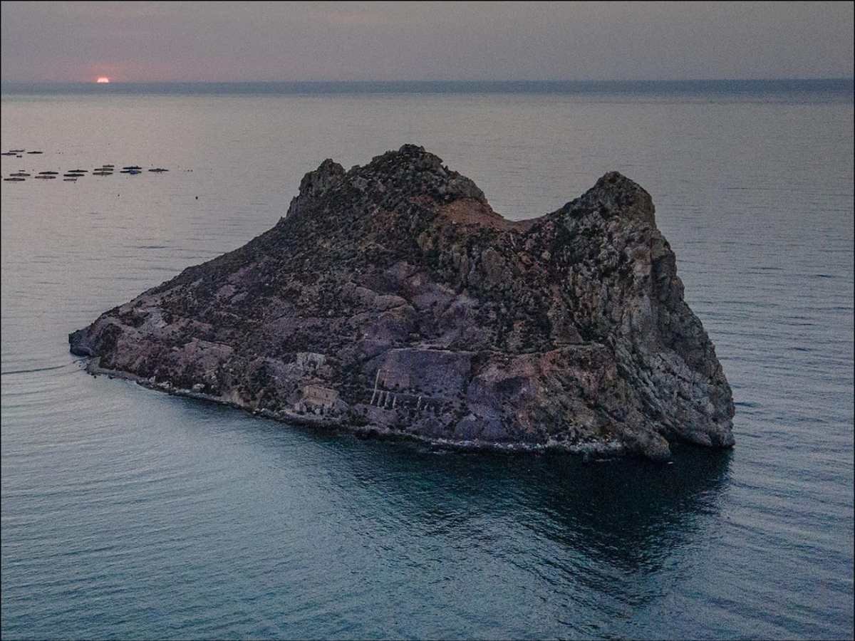 The Small Island of Fraile, in Southeast Spain, Discovered to Have Been an Important Commercial Center in Roman Times