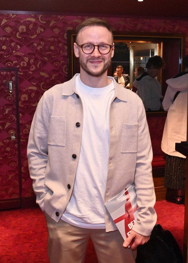 Kevin Clifton brown hair