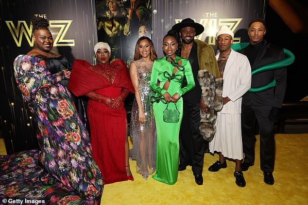 Some of The Wiz cast also came together to take a memorable snap, including Kyle Ramar Freeman, Melody A. Betts, Deborah Cox, Nichelle Lewis, Wayne Brady and Avery Wilson