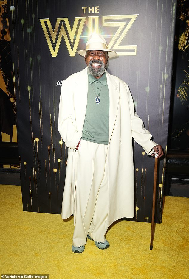Ben Vereen held a big smile on his face while wearing cream-colored trousers as well as a green polo shirt. The All That Jazz actor added a long, matching coat on top and sported green sneakers