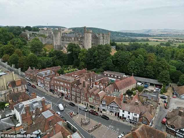 Arundel is full of Georgian listed buildings, great restaurants and even has a medieval castle