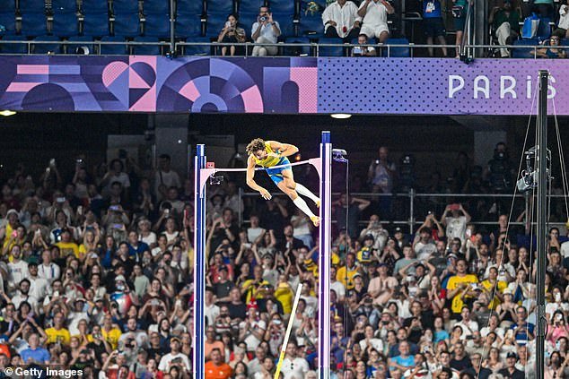 Sweden's Armand Duplantis retained his men's pole vault title and broke his own world record