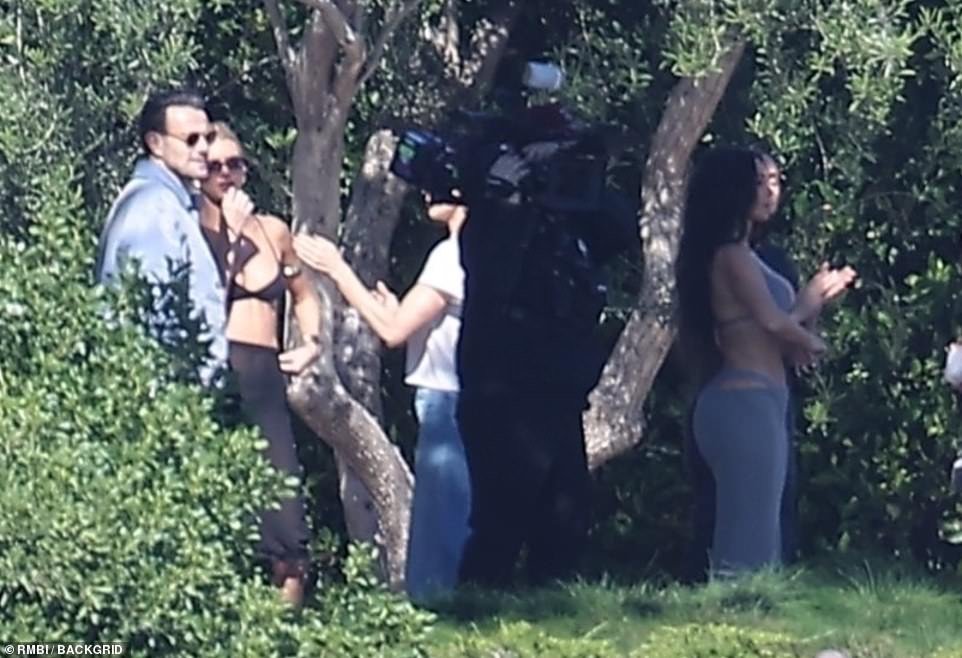 Kim looked focused as she and Kendall filmed together